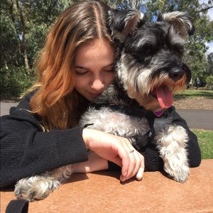 Meet your Posher, Maya